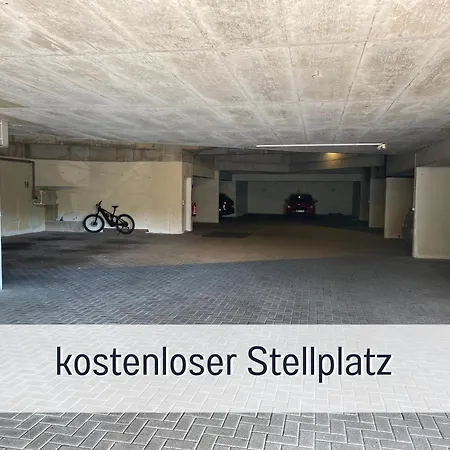 Naturverliebt Ideal Fuer Familien Direkt An Wanderwegen Sauna Im Haus Spielzimmer Tiefgarage E-ladestation Lägenhet